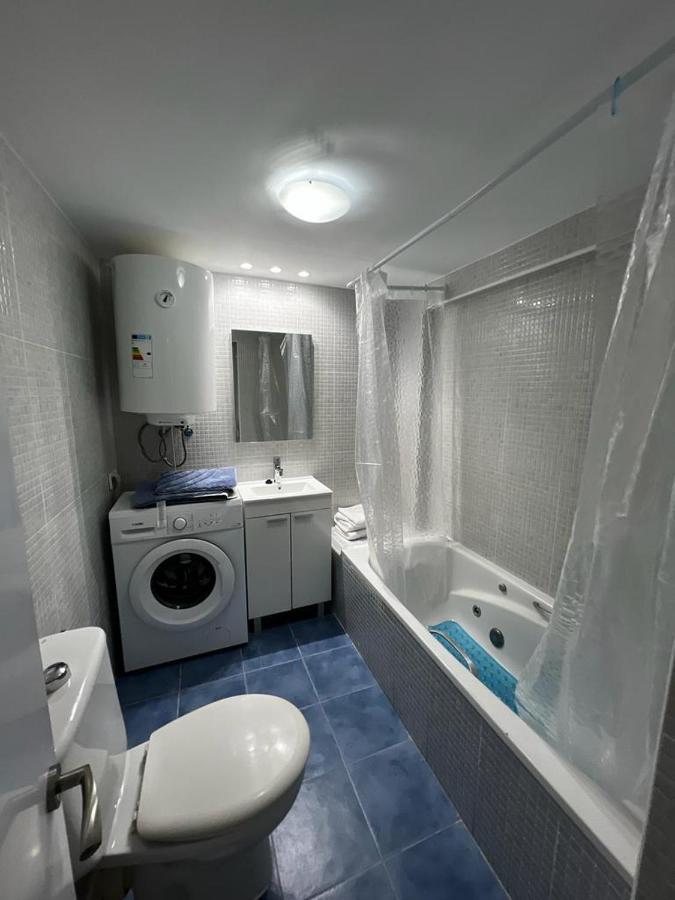 La Cueva De Boris Apartment Madrid Bagian luar foto